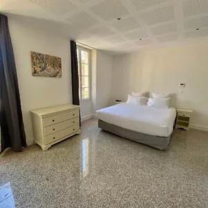 La Falaise Hotel