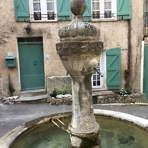 La Maison Du Bonheur Bed & Breakfast